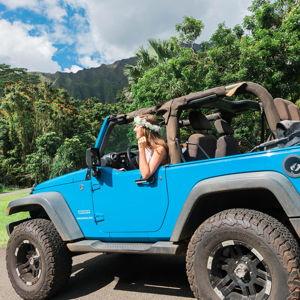 Rent us a JEEP in Hawaii