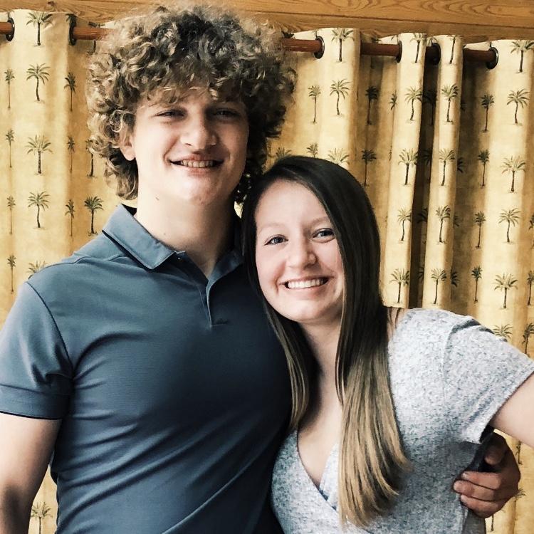 These two have been guests at their fair share of weddings together!