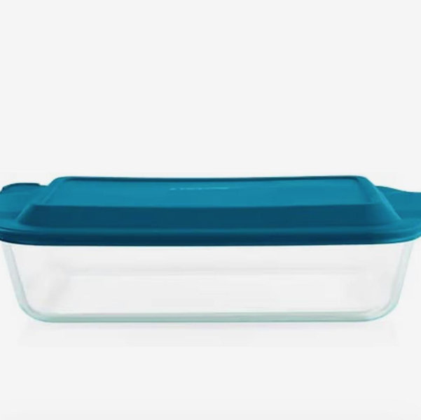 Pyrex Glass Baking Dish 9"x13"With BPA-Free Lid