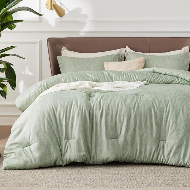 Bedsure Queen Comforter Set - Green Comforter Queen Size, Soft Bedding for All Seasons, Cationic Dyed Bedding Set, 3 Pieces, 1 Comforter (90"x90") and 2 Pillow Shams (20"x26"+2")