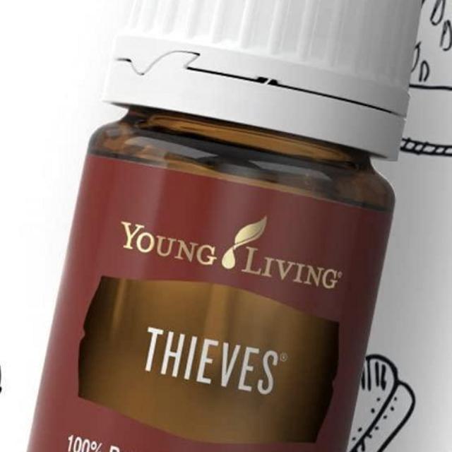 Thieves 5ml Essential Oil by Young Living Essential Oils