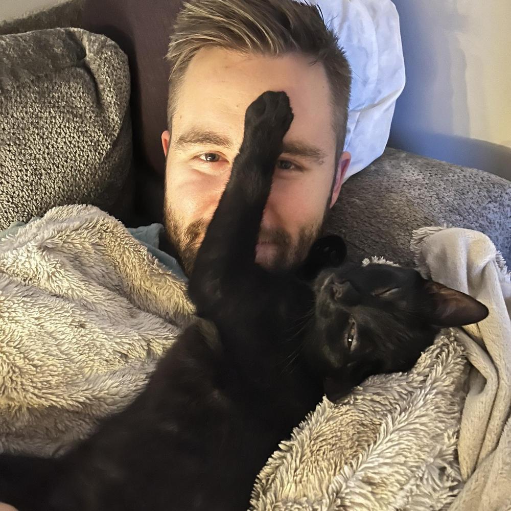 0d69c813-0f84-4fe4-8fc5-16b05f380b22