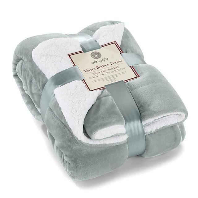 Genteele Sherpa Throw Blanket Super Soft Reversible Ultra Luxurious Plush Blanket (60 inches x 70 inches, Sage/White)