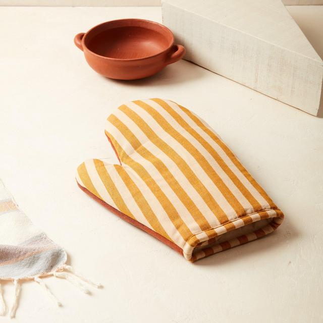 Sol Oven Mitt Honey