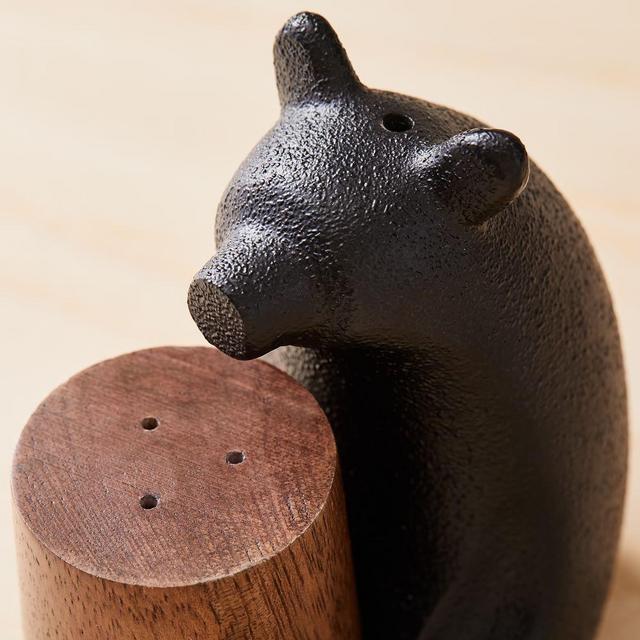 Bear Shaped Salt + Pepper Shaker, Metal + Wood, Set of 2