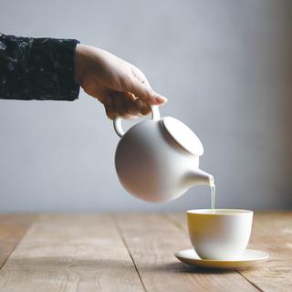 Pebble Tea pot