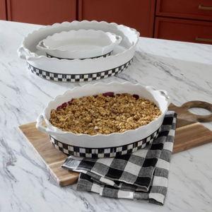 Courtly Check Everyday Medium Oval Baker