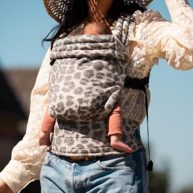 Artipoppe Zeitgeist Baby Carrier Leopard