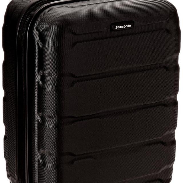 Samsonite Omni PC Hardside 20-Inch Spinner