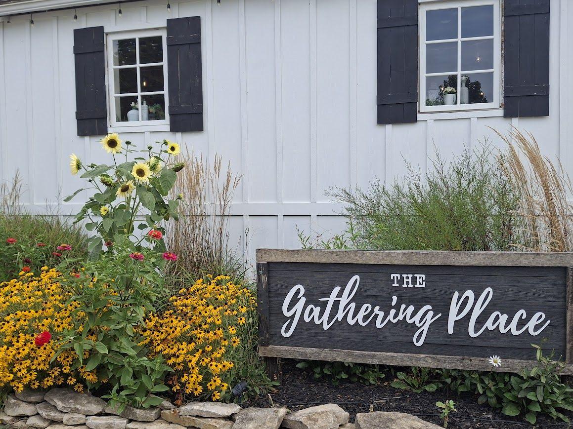 The Wedding Website of Larisa Grants and Sean Bates