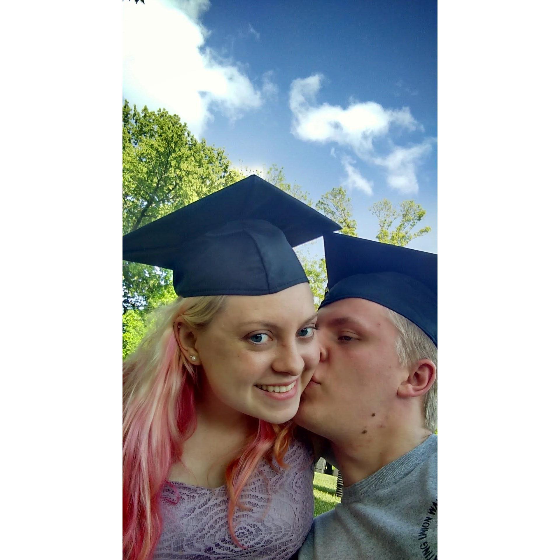 We took some cute graduation photos. (2015)