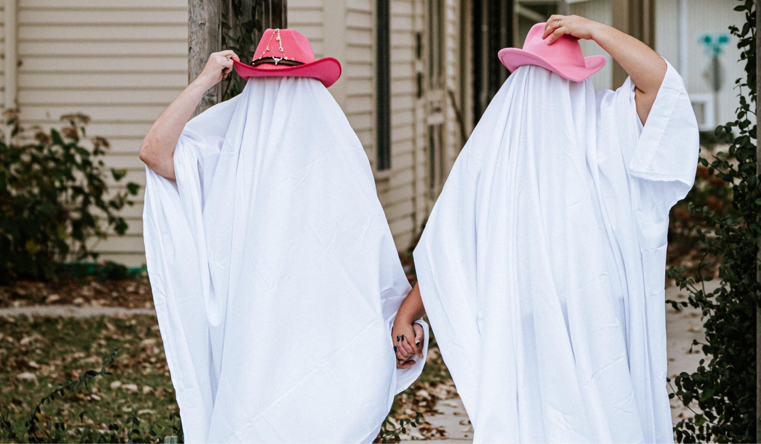 The Wedding Website of Leaura Marie Larche and Silvia Cristina Mae Fouch