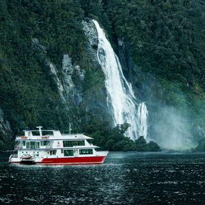 Milford Sound Cruises | Day Cruises