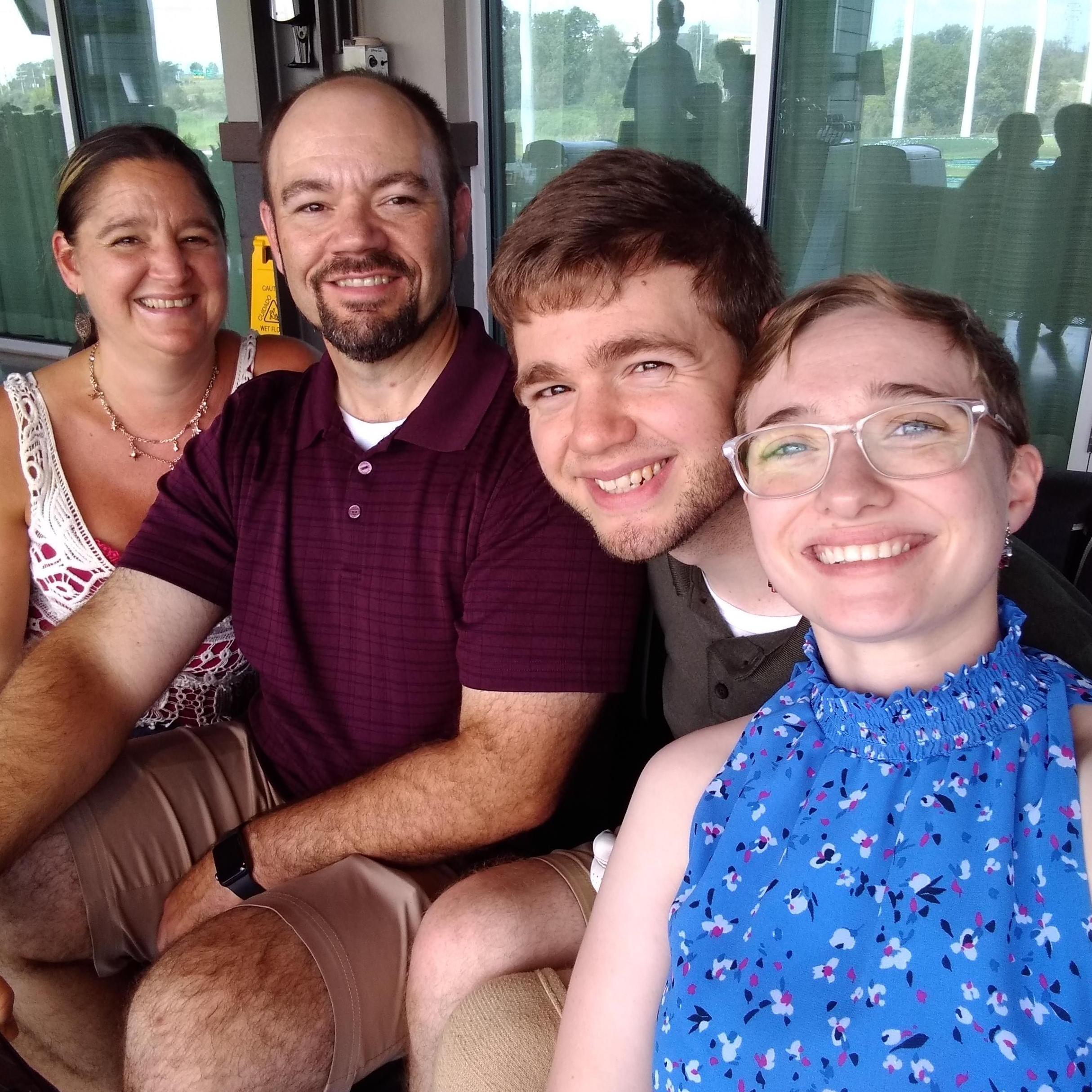 8.28.2021 - Auburn Hills, MI
Catching up with Tyler’s parents for an early birthday celebration with food and fun at TopGolf.