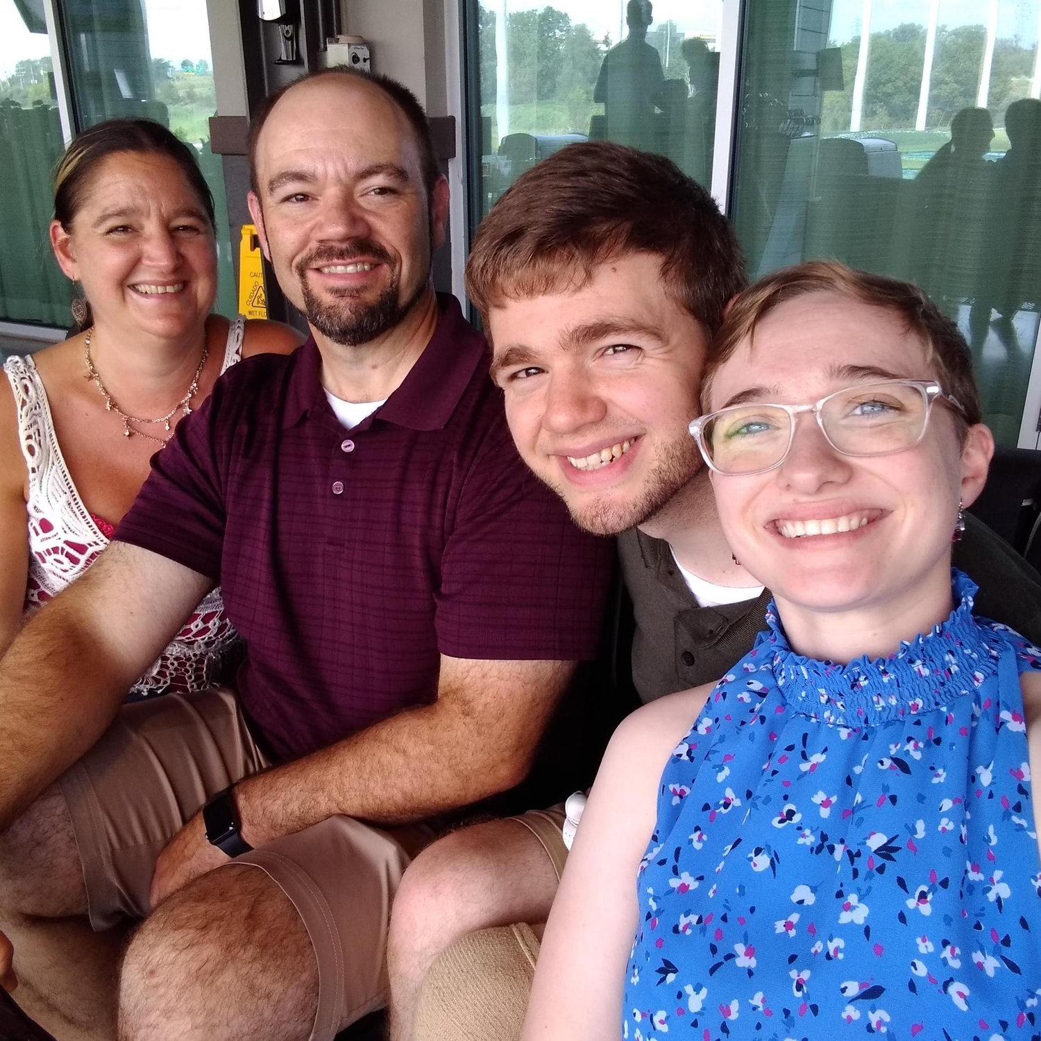 8.28.2021 - Auburn Hills, MI
Catching up with Tyler’s parents for an early birthday celebration with food and fun at TopGolf.