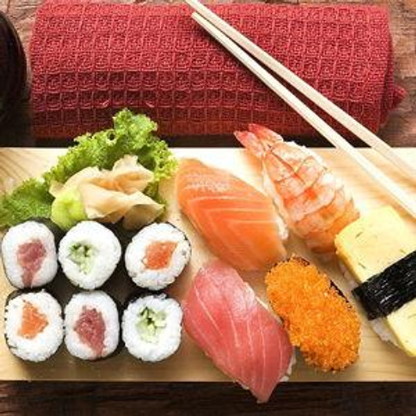 Sushi Tasting in Japan (Honeymoon Experience)