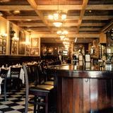 Caesar's Restaurante Bar