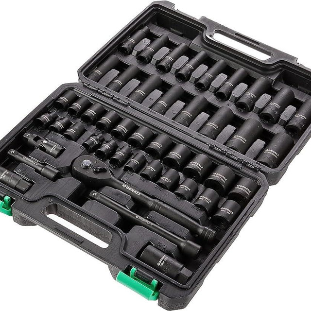 Amazon Brand - Denali 46-Piece 3/8-Inch Drive 6 & 12 Point Shallow/ Deep Socket Set and 72 Teeth Reversible Ratchet, SAE/Metric Size With Carrying Case, 13.1 in x 9.7 in x 3 in