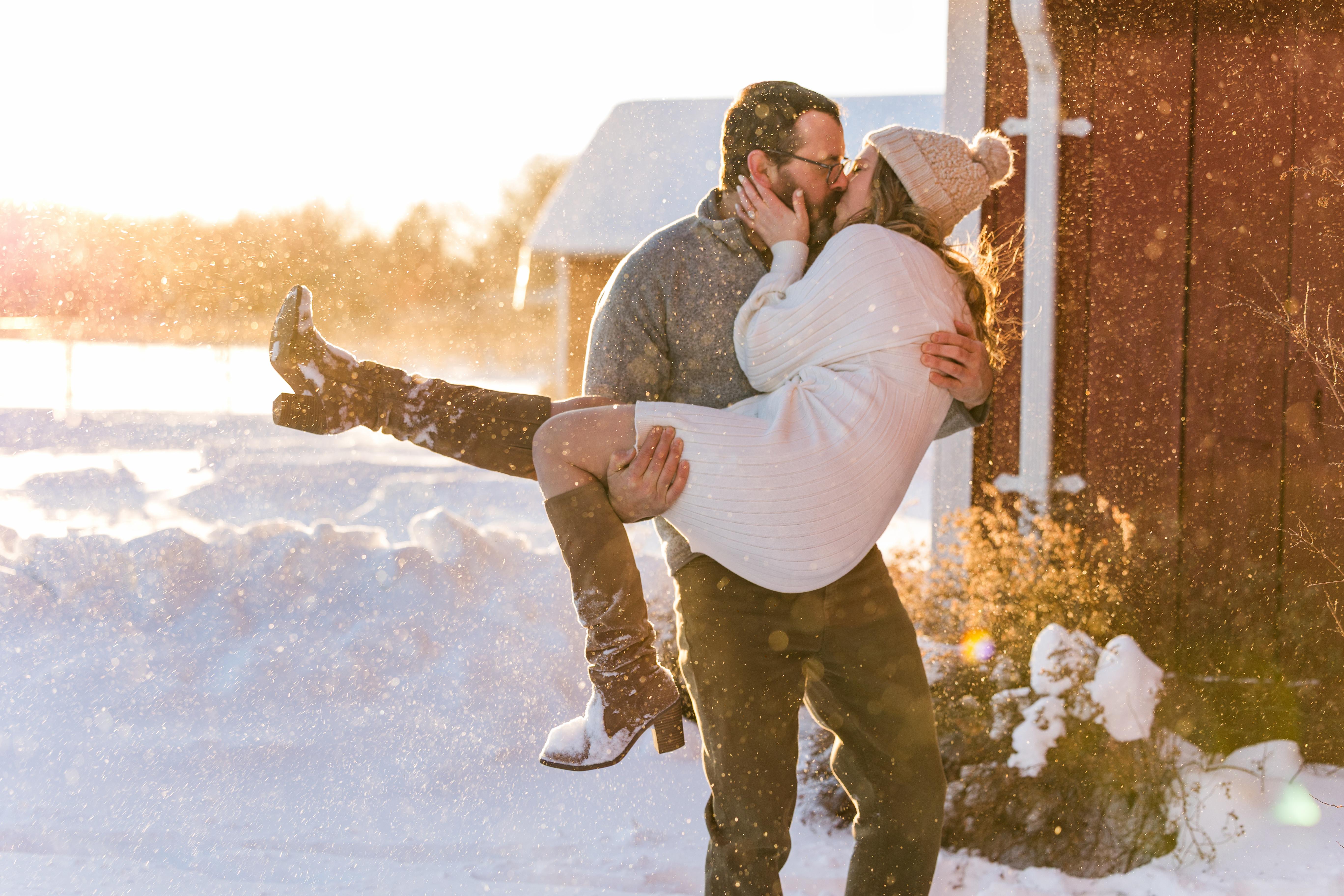 The Wedding Website of Kelly Handy and Chad Cloutier