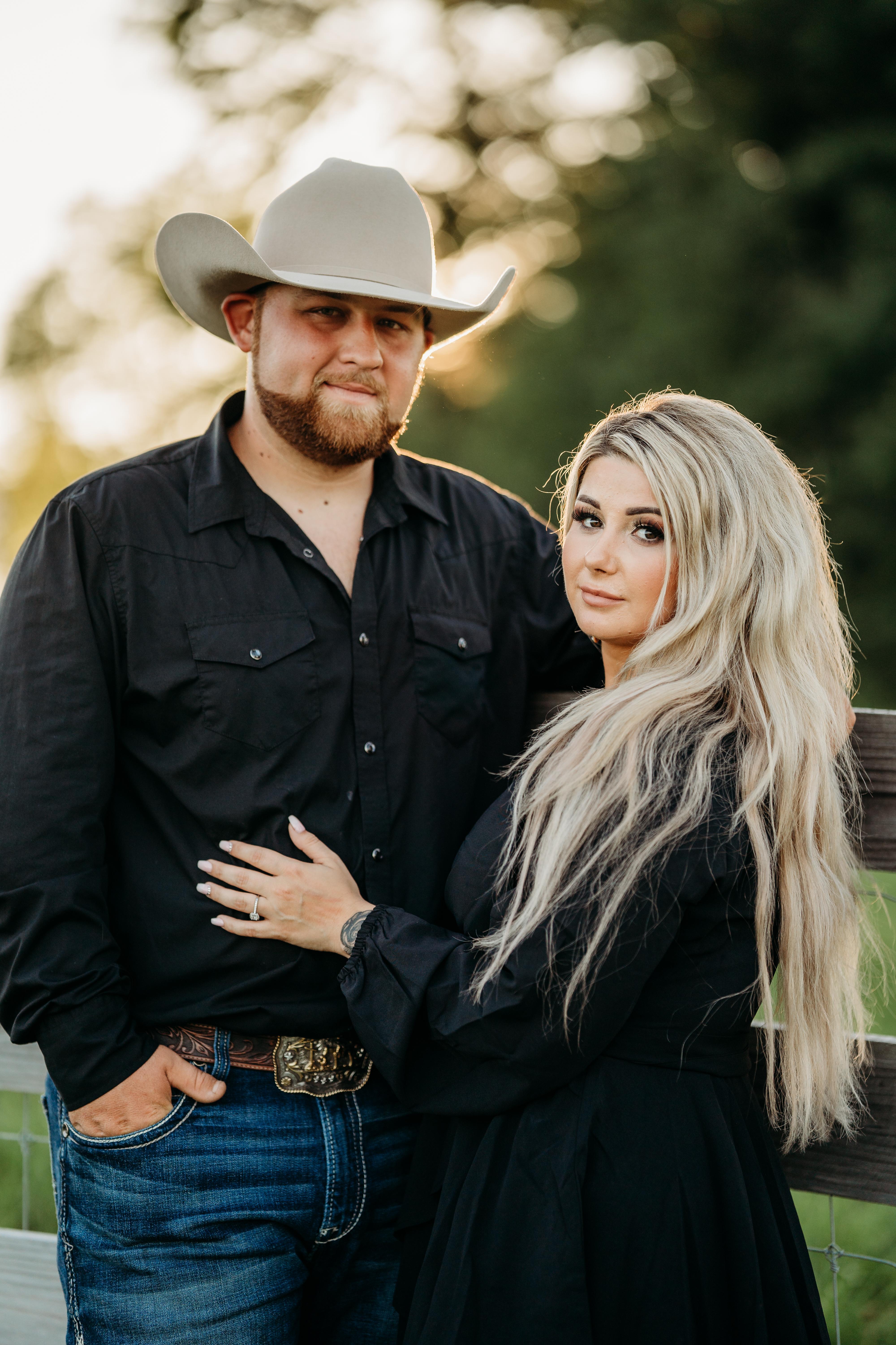 The Wedding Website of Angel Hoyt and Austin Underhill