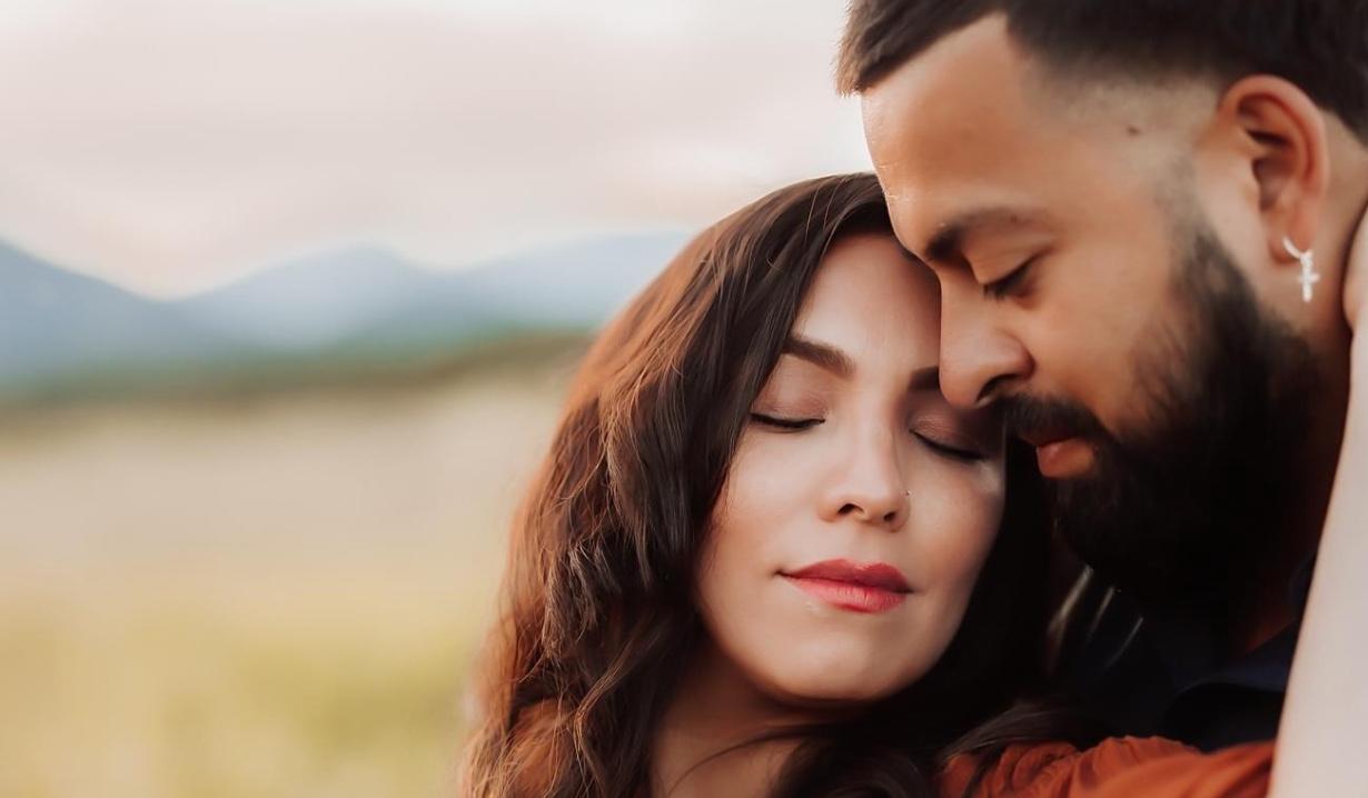 The Wedding Website of Roxanne Sosa and Eduardo Ramirez
