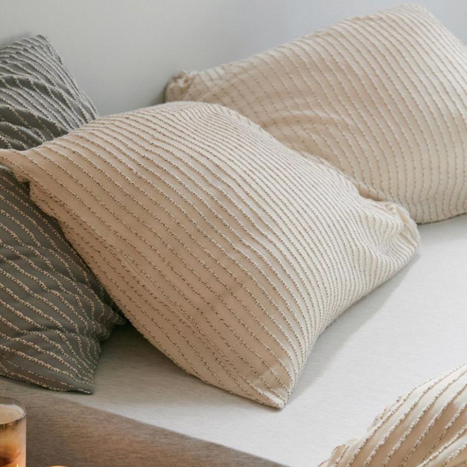 Derby Textured Jersey Pillowcase Set