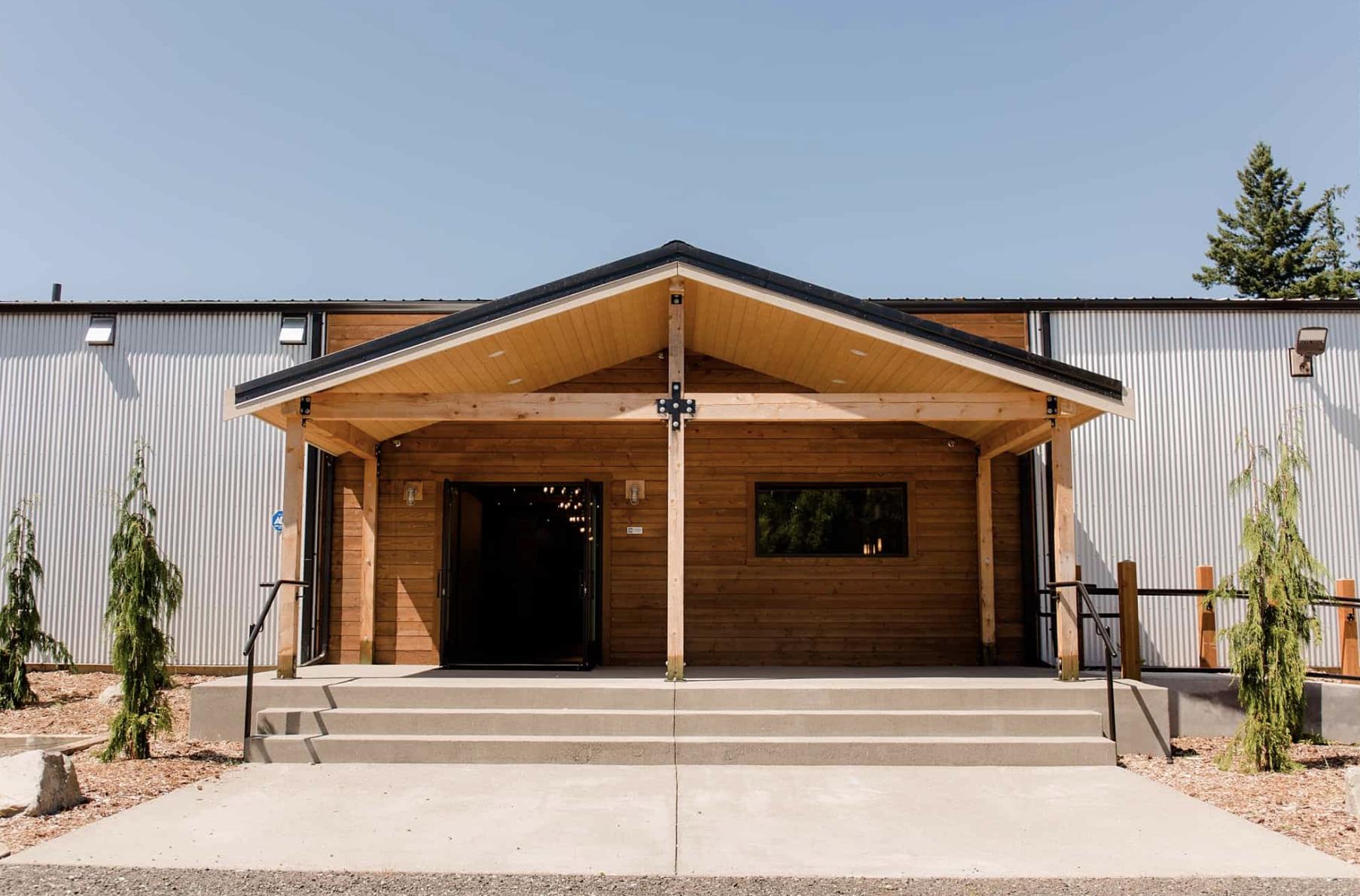 The Wedding Website of Maggie Lehr and John Brewer