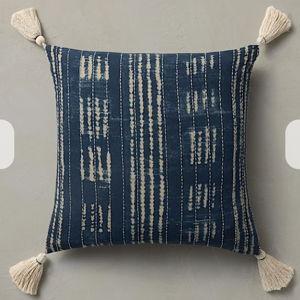 Segara Pillow