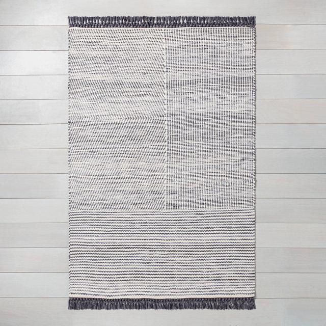 5' x 7' Area Rug Heather Gray - Hearth & Hand™ with Magnolia