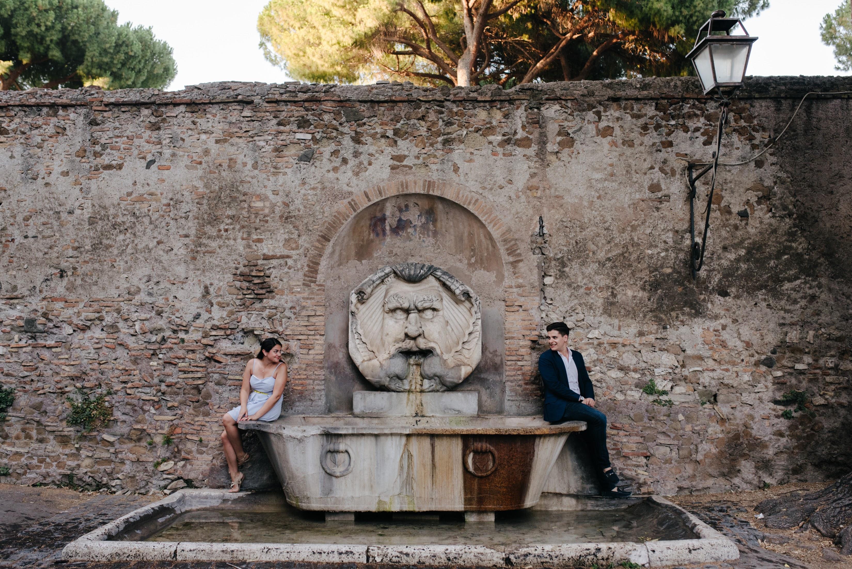 The Wedding Website of Laura Vigliarolo and Aron Moazamian