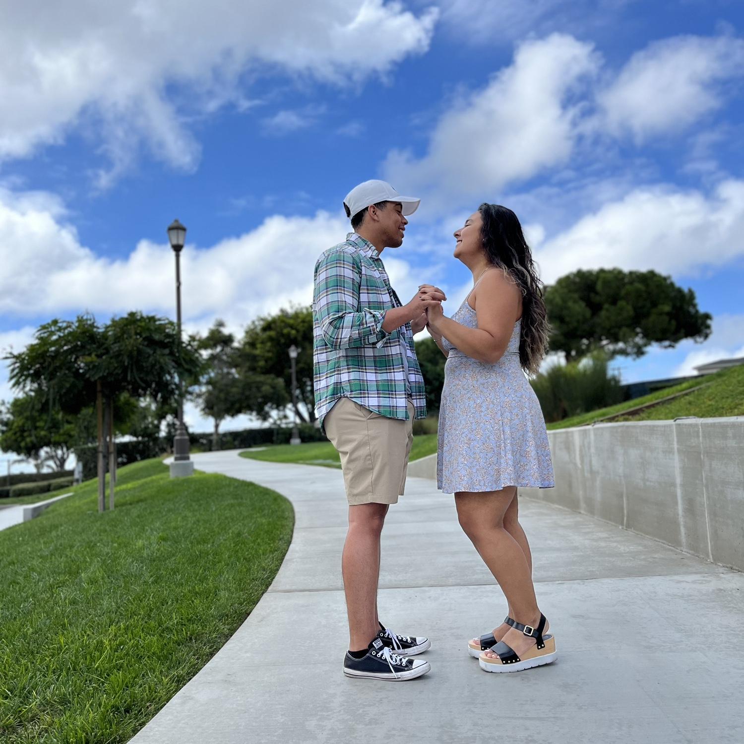 We’re engaged !!