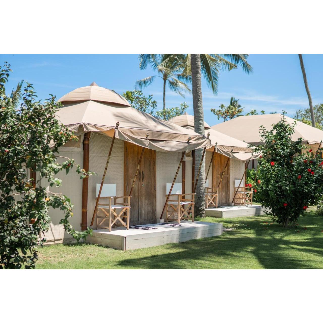 Glamping pods