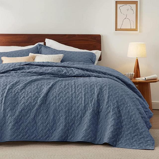 BEDSURE King Size Quilt Set - Lightweight Summer Quilt King - Mineral Blue Bedspreads King Size- Bedding Coverlets for All Seasons (Includes 1 Quilt, 2 Shams)