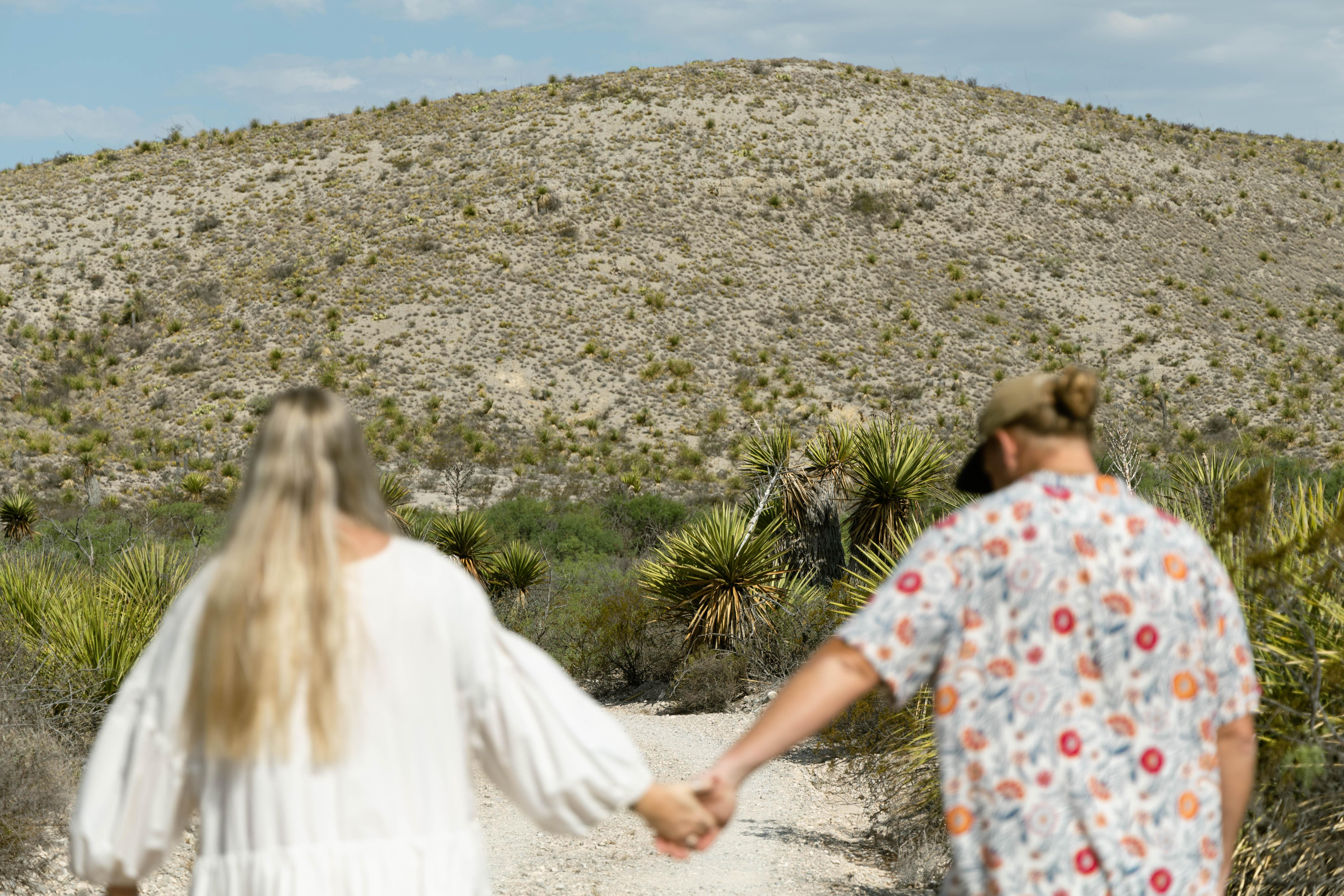 The Wedding Website of Holly Thomas and Ryan Turner