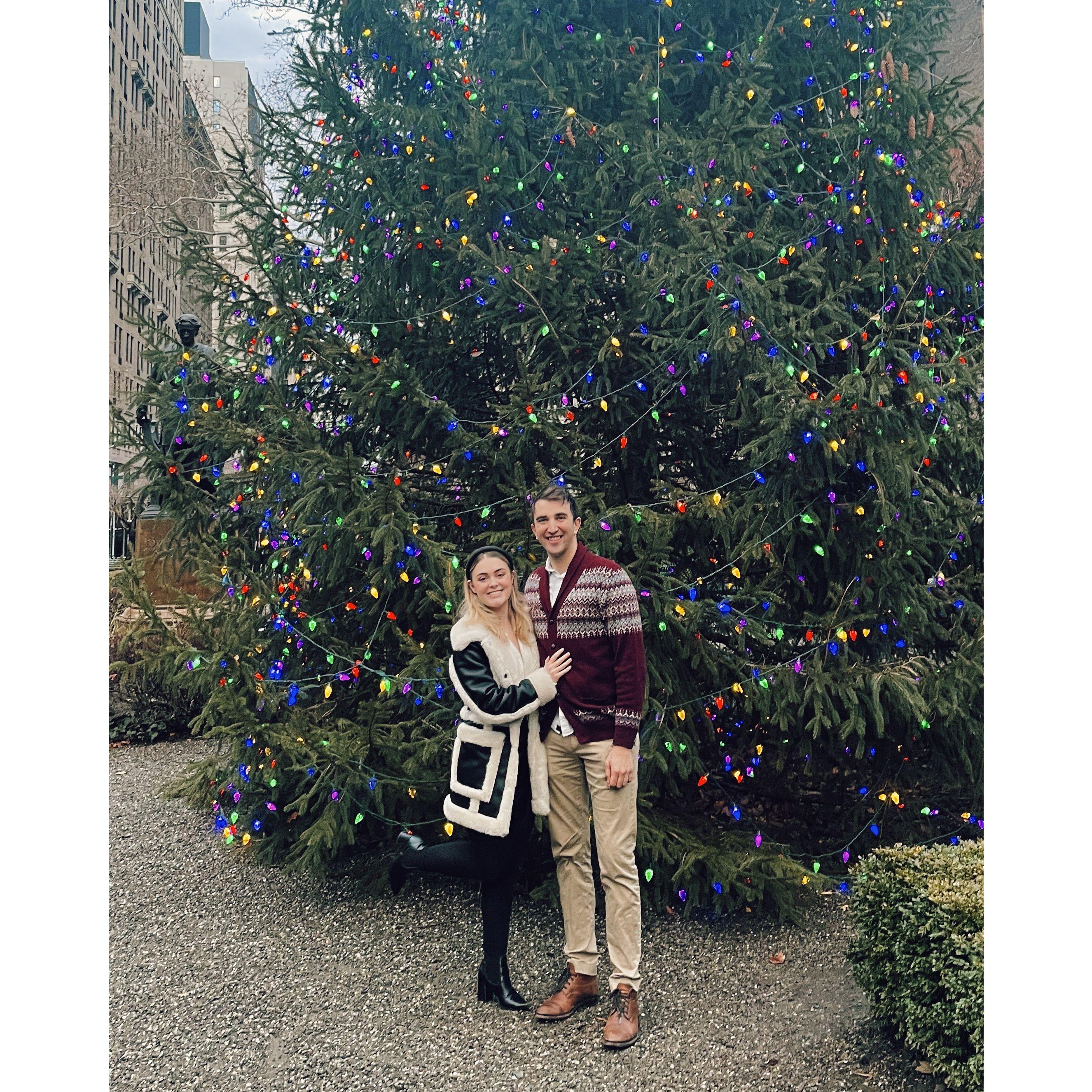 Christmas 2022, beyond the locked gates of Gramercy Park!