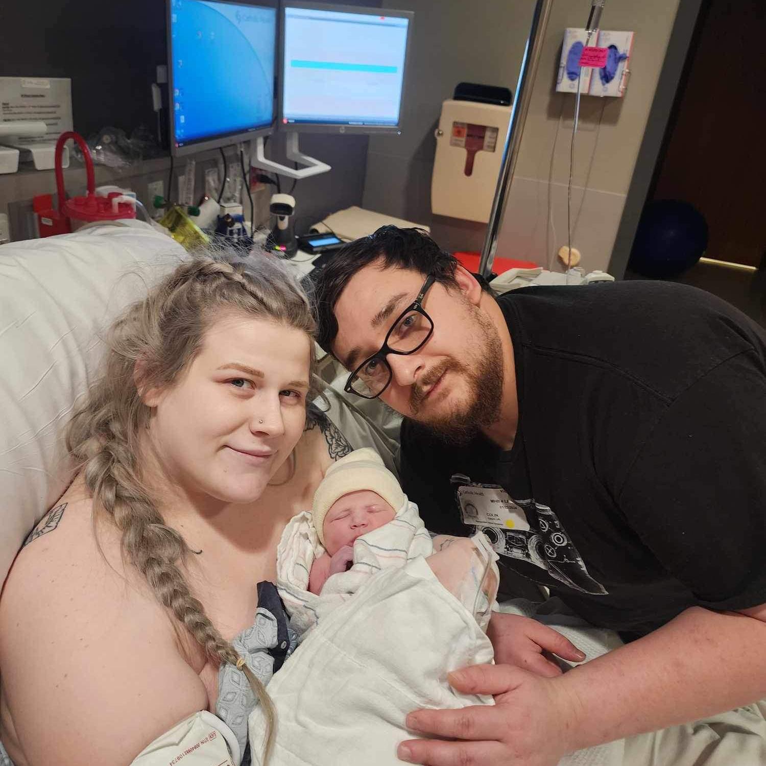 meeting our love for the first time!👨‍👩‍👧🥹💗