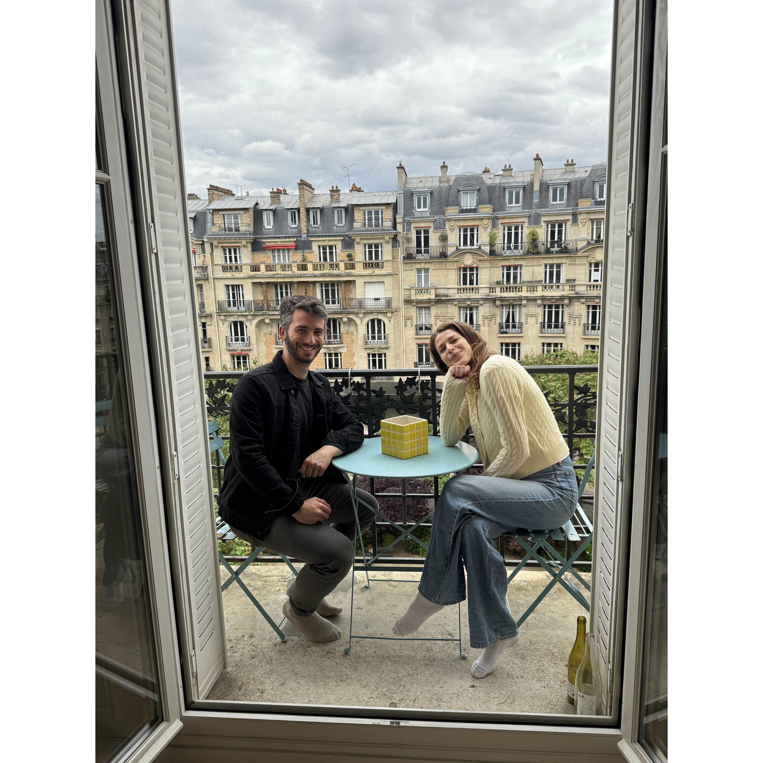 paris :)