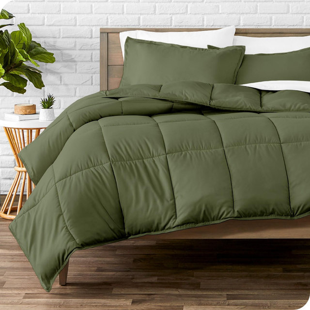 Bare Home 3-Piece Goose Down Alternative Comforter Set in Cypress Green, King/Cal King