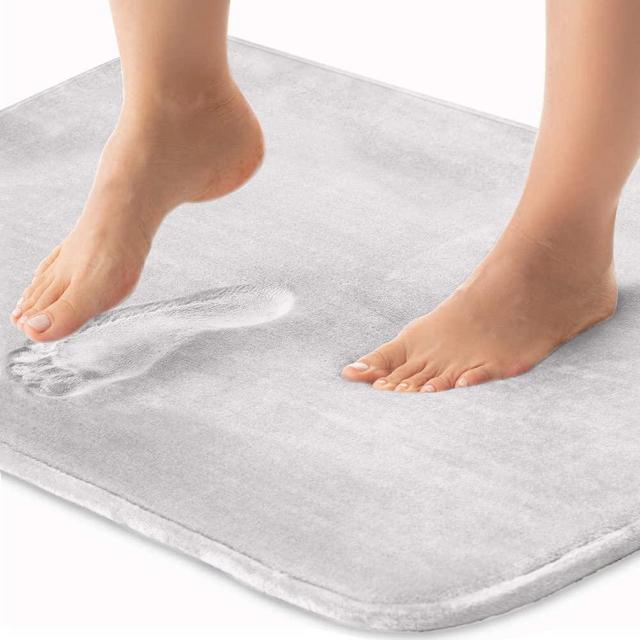 Gorilla Grip Thick Memory Foam Bath Rug, Soft Absorbent Luxury Mats 70x24, Plush Velvet Topside, Machine Wash Rugs, Microfiber Dries Quickly, Cushioned Bathroom Floor Mat for Bathtub Shower, Soft Gray