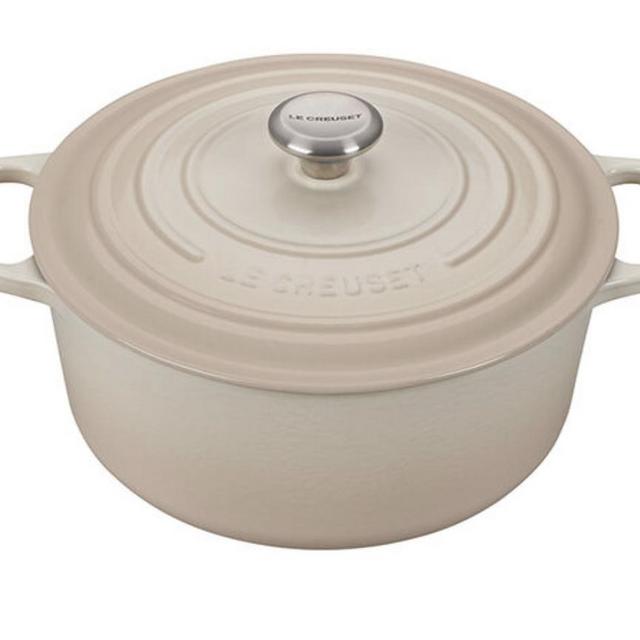 Round Dutch Oven - Meringue