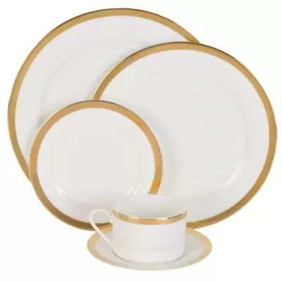 Nevaeh White® by Fitz and Floyd® Grand Rim Wide Band Gold 5-Piece Place Setting
