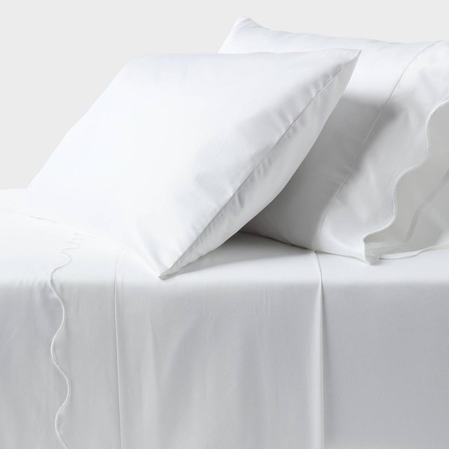 King 400 Thread Count Performance Sheet Set White Scalloped Hem - Threshold™