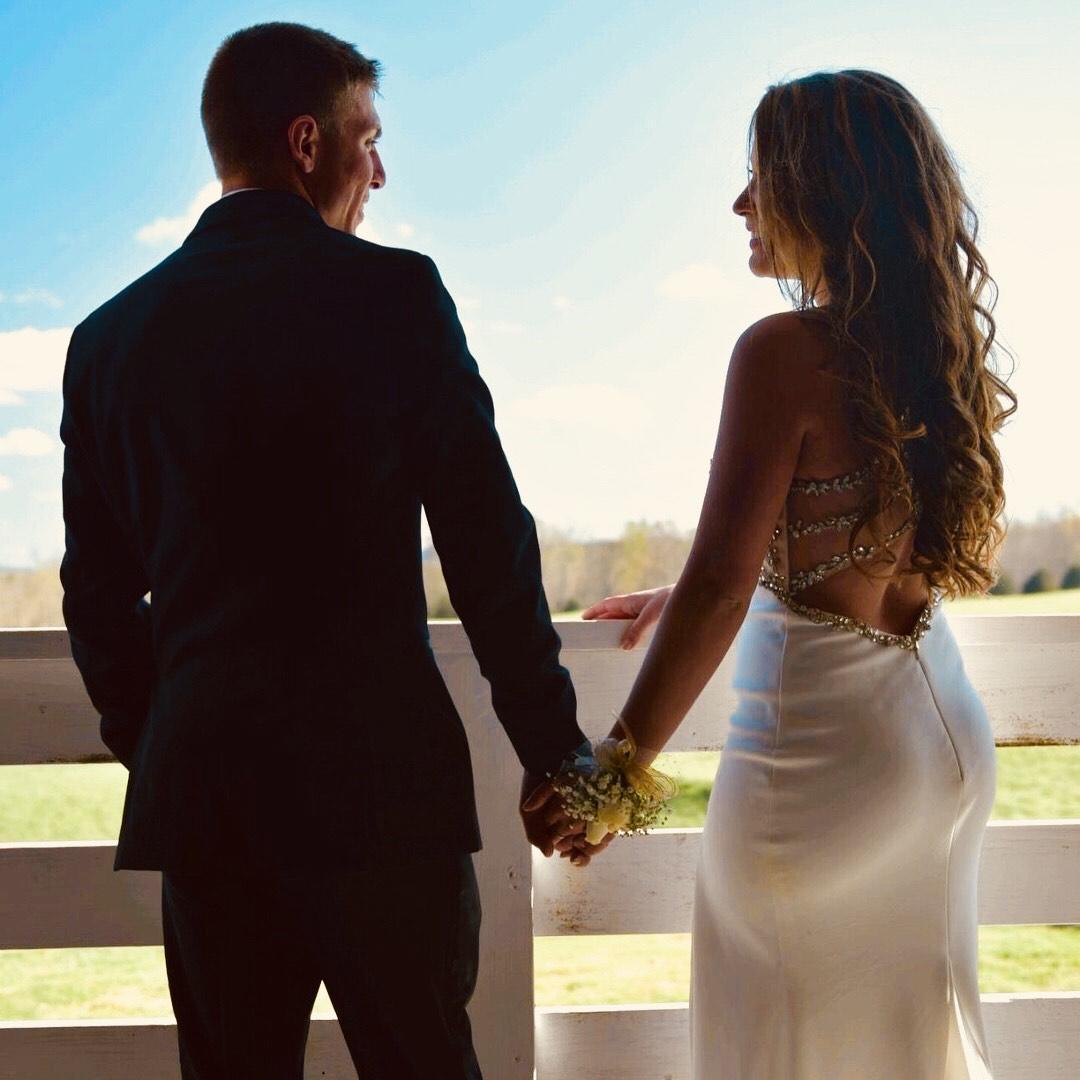 Senior Prom (picture at the Old Mill)