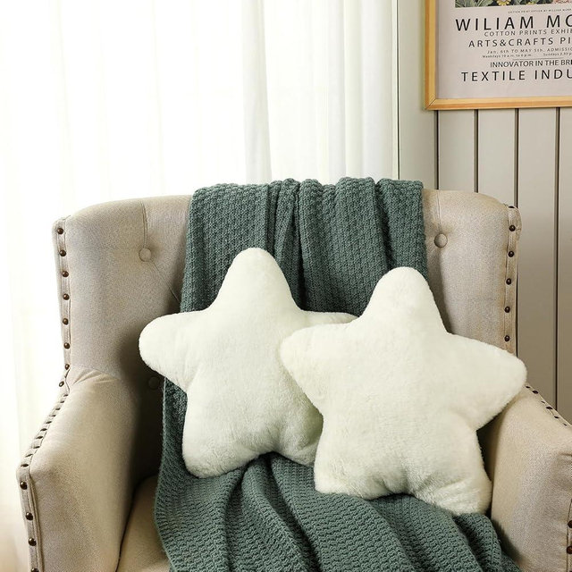 Sumind 2 Pcs 15.7 Inch Star Pillow Plush Star Throw Pillow Cute Pillows Aesthetic 3D Star Throw Stuffed Cushion Decorative Gift Room Decor for Bedroom Sofa Chair(White)