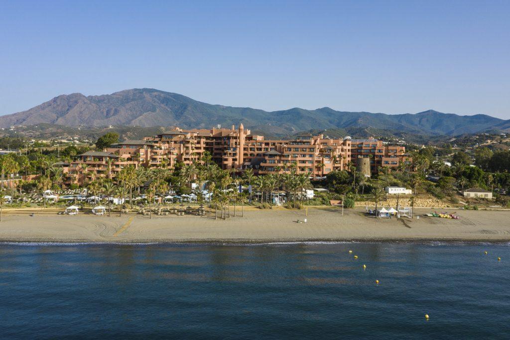 The Wedding Website of Corina Capmare and Matthew Shachar