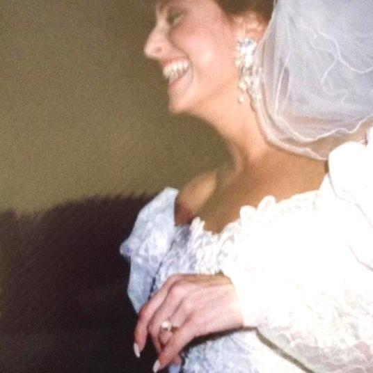 Gianna’s mom who went to heaven on 5/5/12 after a 3 year courageous & faith filled battle with brain cancer. She continues to watch over all of us. Gianna’s center diamond in her ring is her moms!
