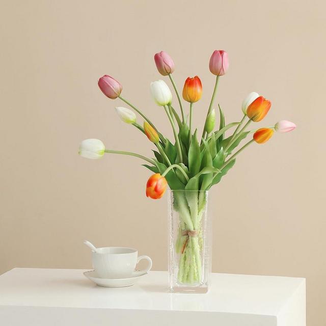 DAYHAP Artificial Flowers 15pcs Fake Tulips Real Touch, Faux Latex Tulips Flowers with Gift Box Soft Faux Tulips Bouquets Arrangements for Party Wedding Home Room Decoration(3 Colors)