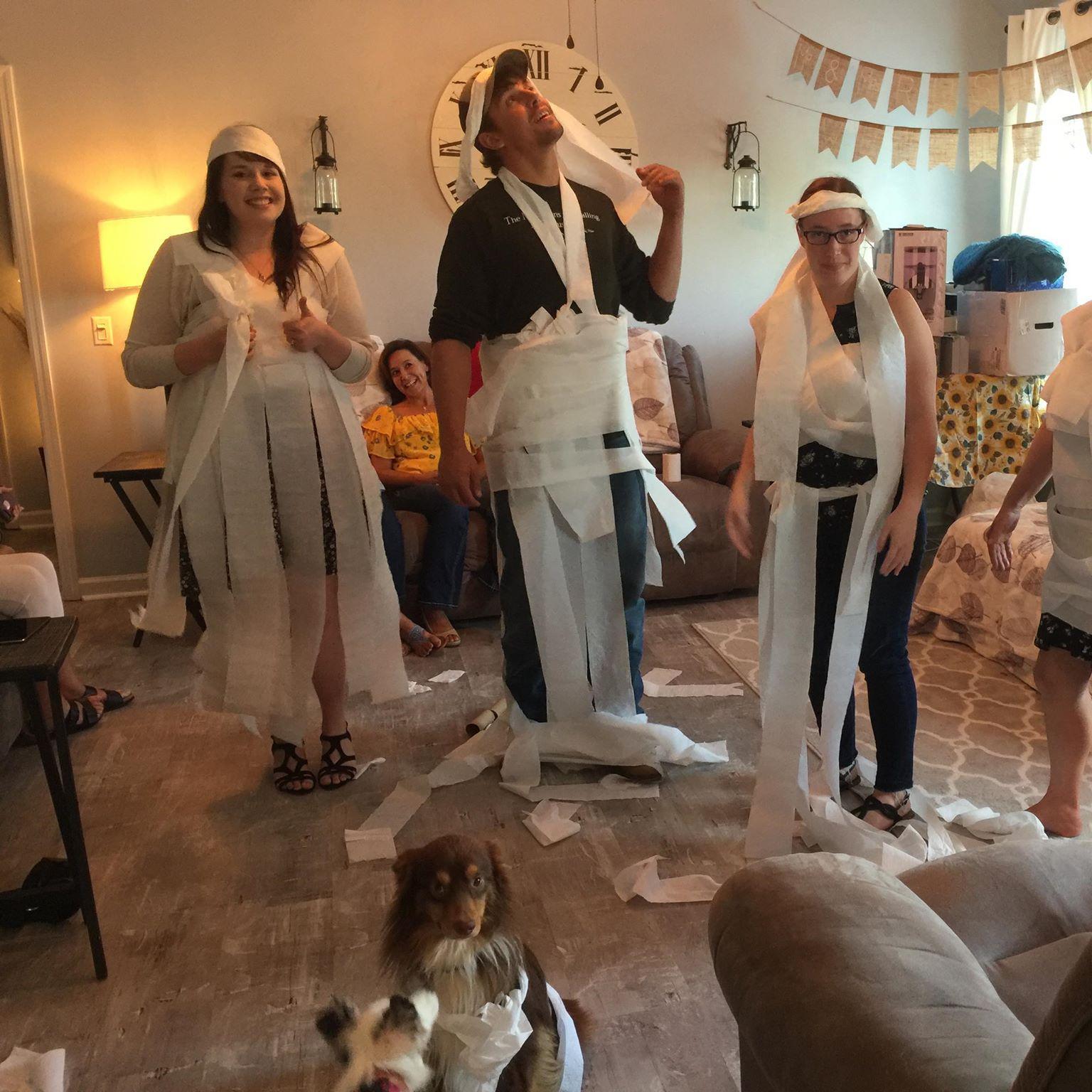 Toilet Paper dress challenge! Even Juke our dog had fun!