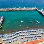 Leonelli's Beach Club