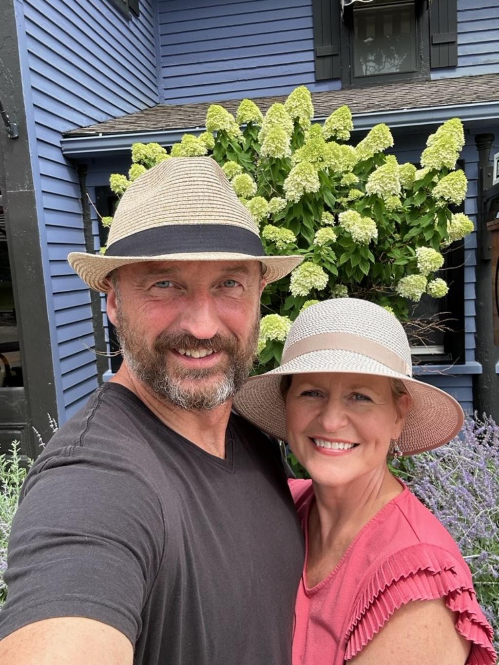 The Wedding Website of Tamara Johnston and Doug Young